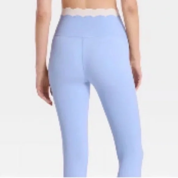 JoyLab Blue Scallop Leggings with White Trim - Picture 3 of 6